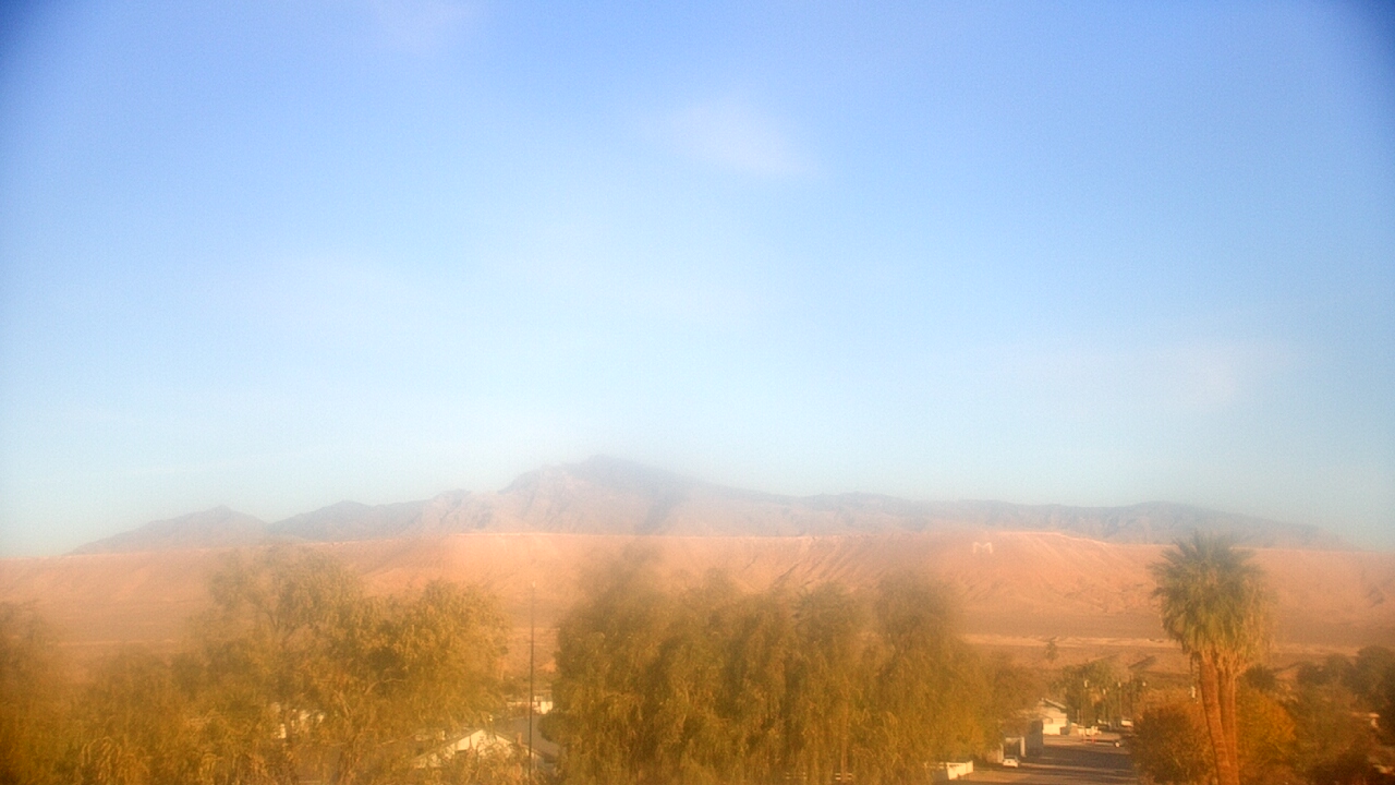 Thumbnail for current weather camera view from W. Mack Lyon MS in Moapa Valley, Nevada