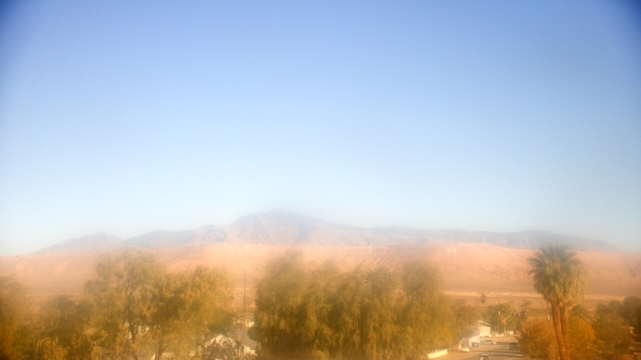 Thumbnail for current weather camera view from W. Mack Lyon MS in Moapa Valley, Nevada