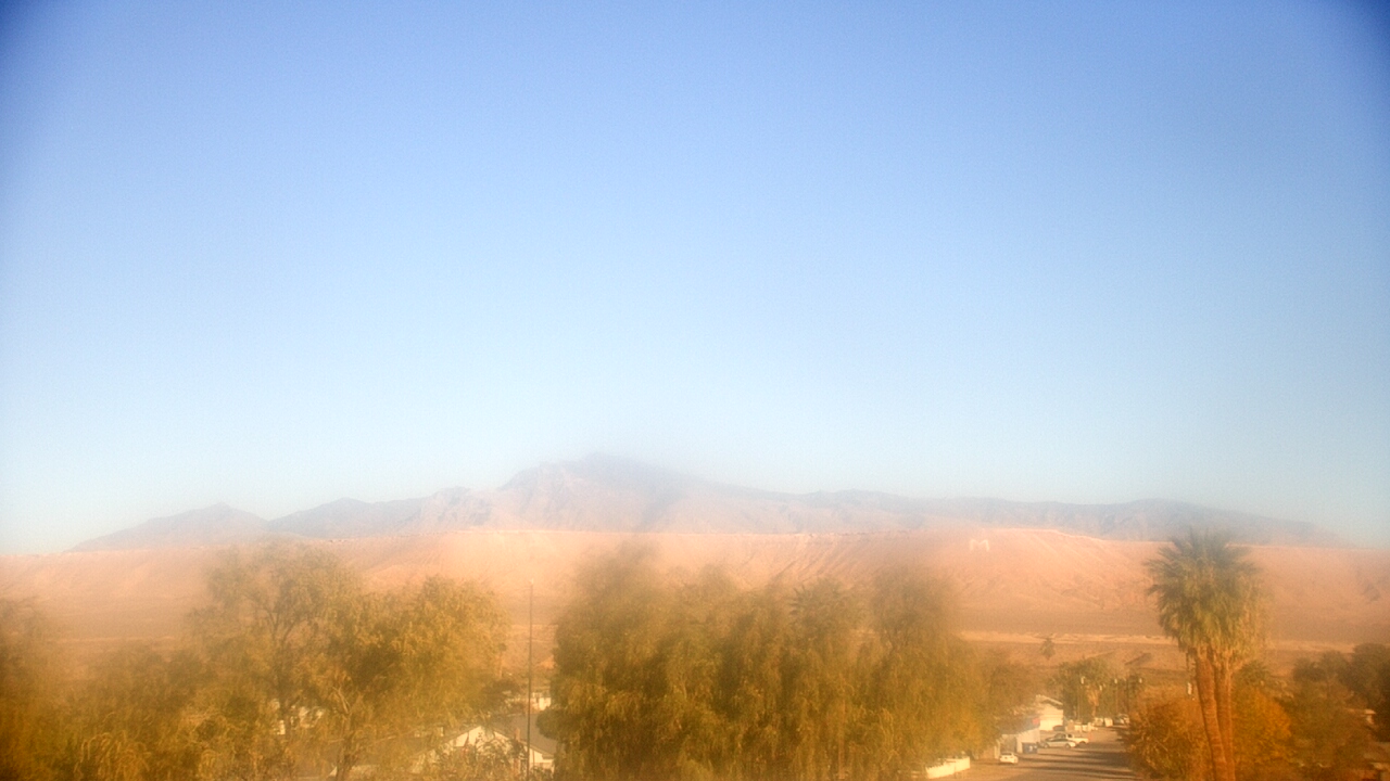 Thumbnail for current weather camera view from W. Mack Lyon MS in Moapa Valley, Nevada