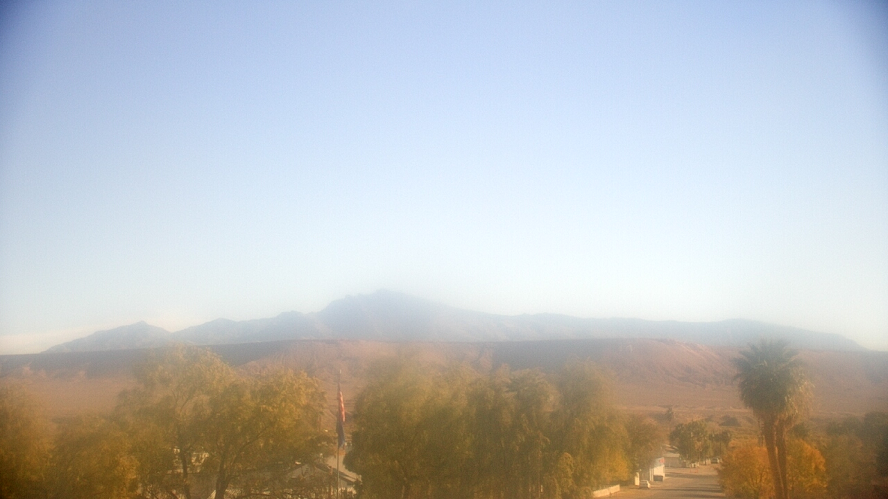 Thumbnail for current weather camera view from W. Mack Lyon MS in Moapa Valley, Nevada