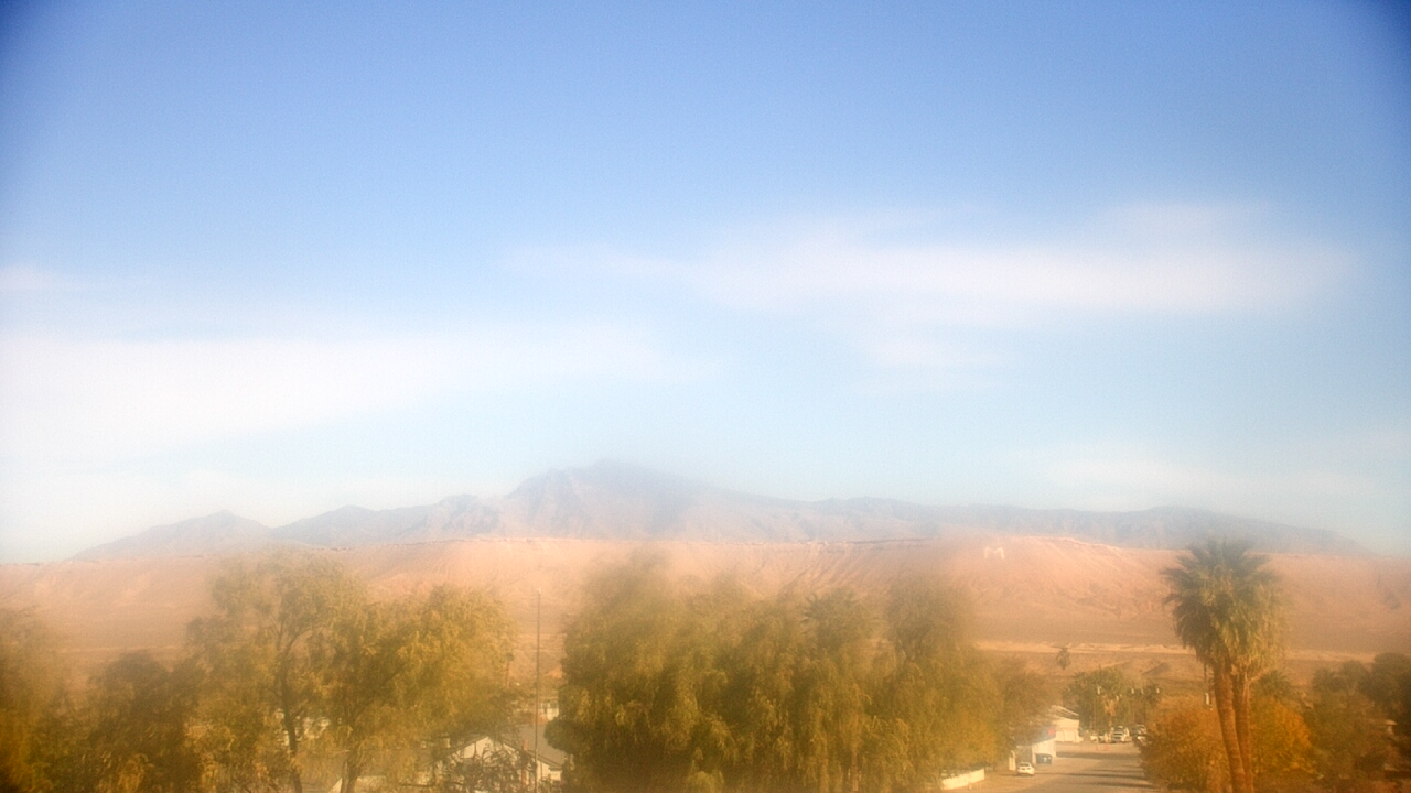 Thumbnail for current weather camera view from W. Mack Lyon MS in Moapa Valley, Nevada