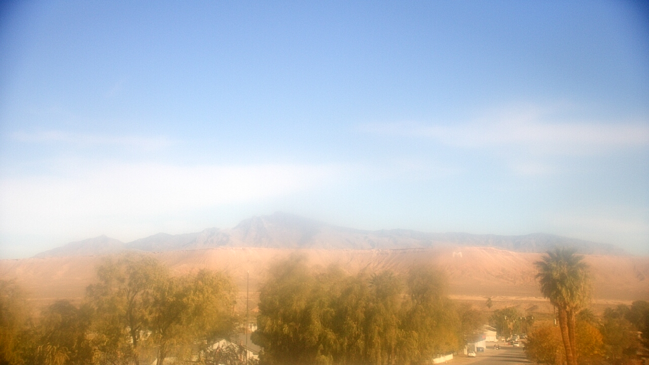 Thumbnail for current weather camera view from W. Mack Lyon MS in Moapa Valley, Nevada