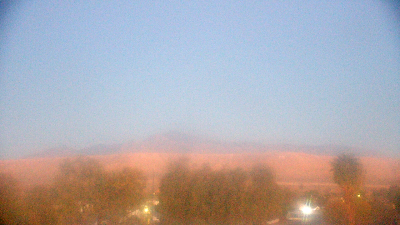 Thumbnail for current weather camera view from W. Mack Lyon MS in Moapa Valley, Nevada