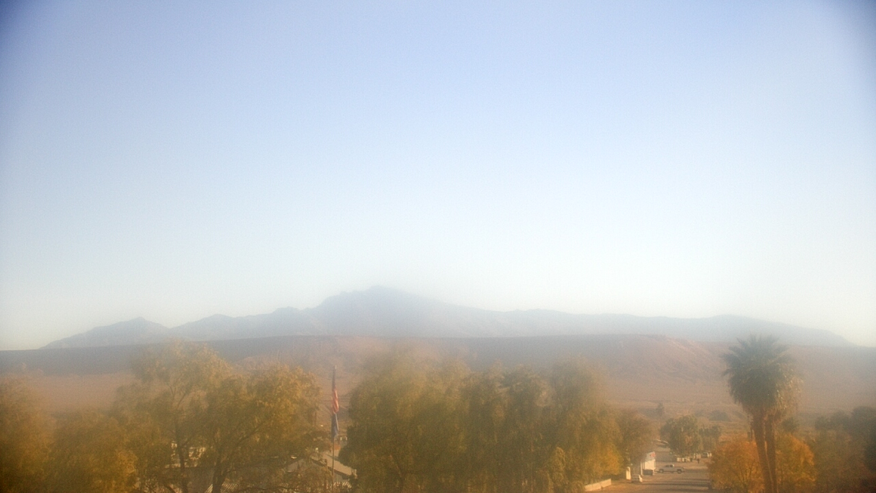 Thumbnail for current weather camera view from W. Mack Lyon MS in Moapa Valley, Nevada