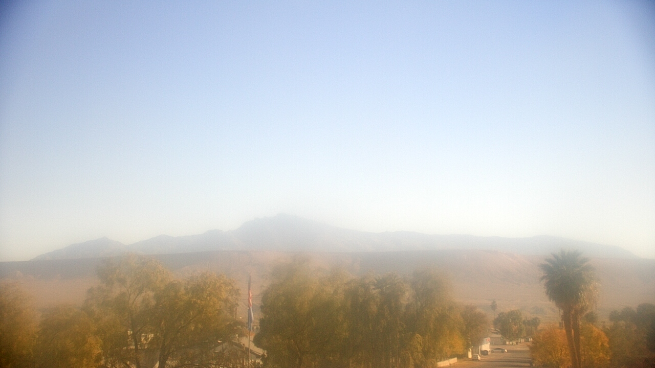 Thumbnail for current weather camera view from W. Mack Lyon MS in Moapa Valley, Nevada