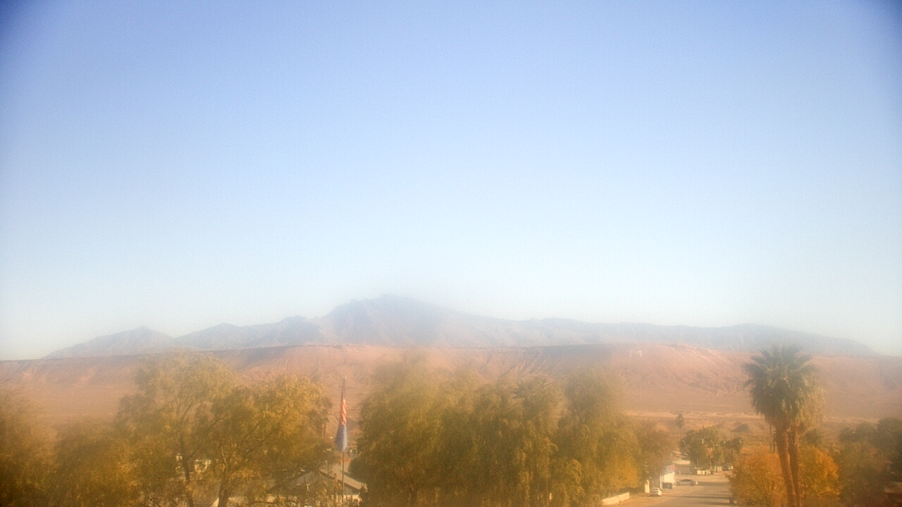 Thumbnail for current weather camera view from W. Mack Lyon MS in Moapa Valley, Nevada