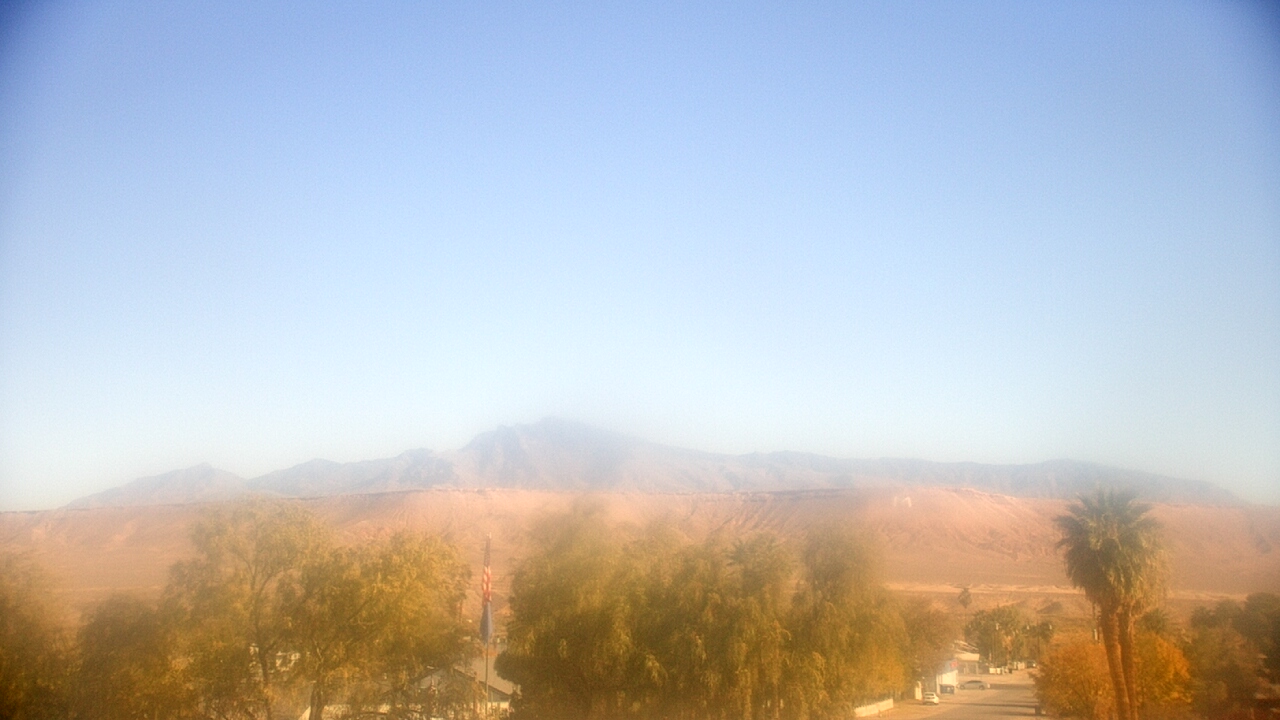 Thumbnail for current weather camera view from W. Mack Lyon MS in Moapa Valley, Nevada