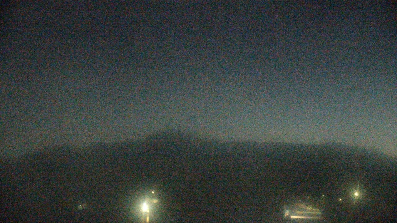 Thumbnail for current weather camera view from W. Mack Lyon MS in Moapa Valley, Nevada