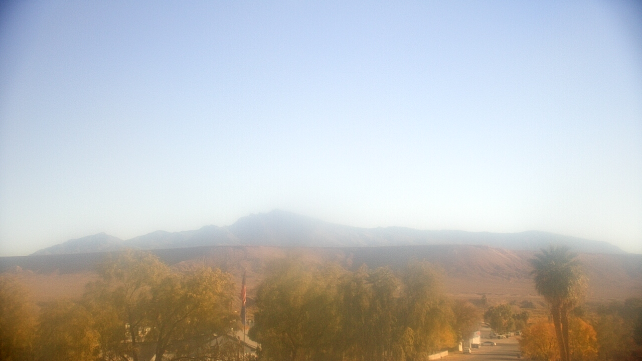 Thumbnail for current weather camera view from W. Mack Lyon MS in Moapa Valley, Nevada