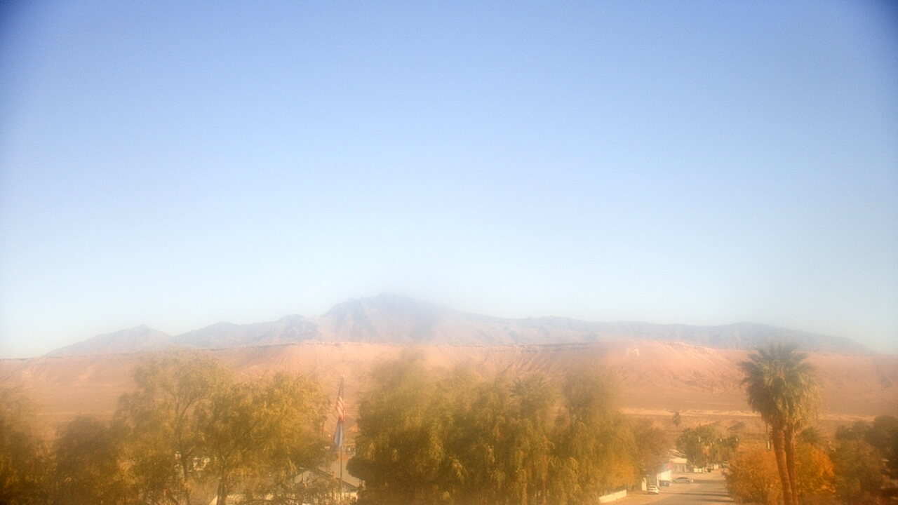 Thumbnail for current weather camera view from W. Mack Lyon MS in Moapa Valley, Nevada