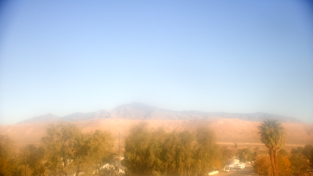 Thumbnail for current weather camera view from W. Mack Lyon MS in Moapa Valley, Nevada