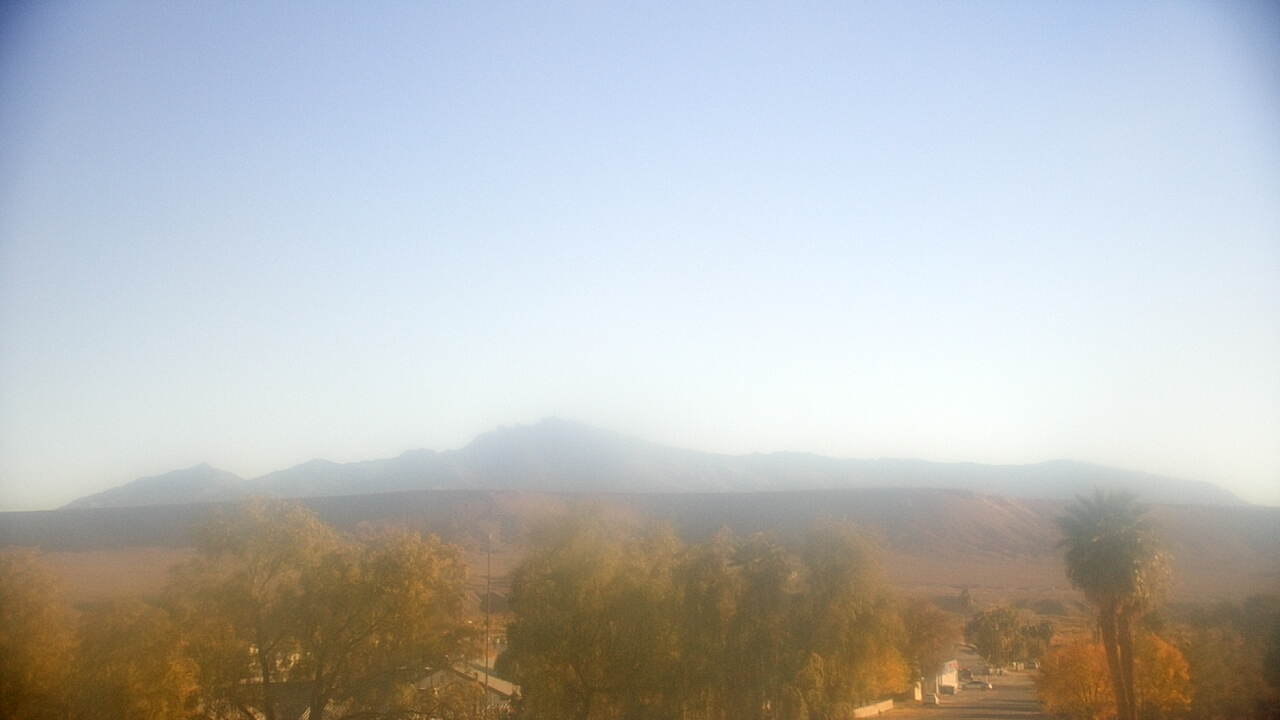 Thumbnail for current weather camera view from W. Mack Lyon MS in Moapa Valley, Nevada