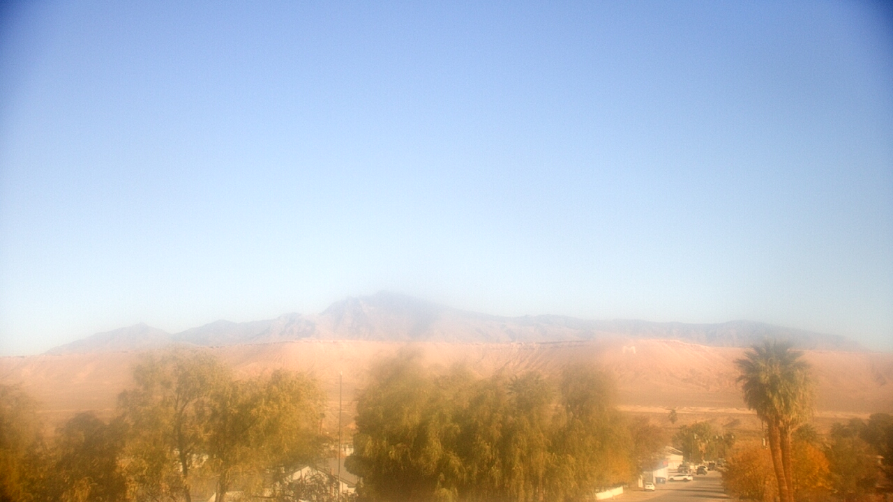 Thumbnail for current weather camera view from W. Mack Lyon MS in Moapa Valley, Nevada