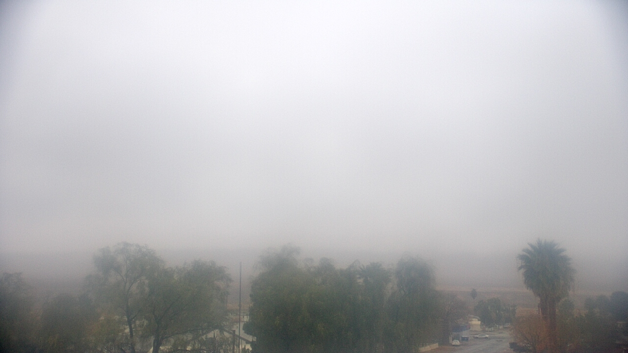 Thumbnail for current weather camera view from W. Mack Lyon MS in Moapa Valley, Nevada