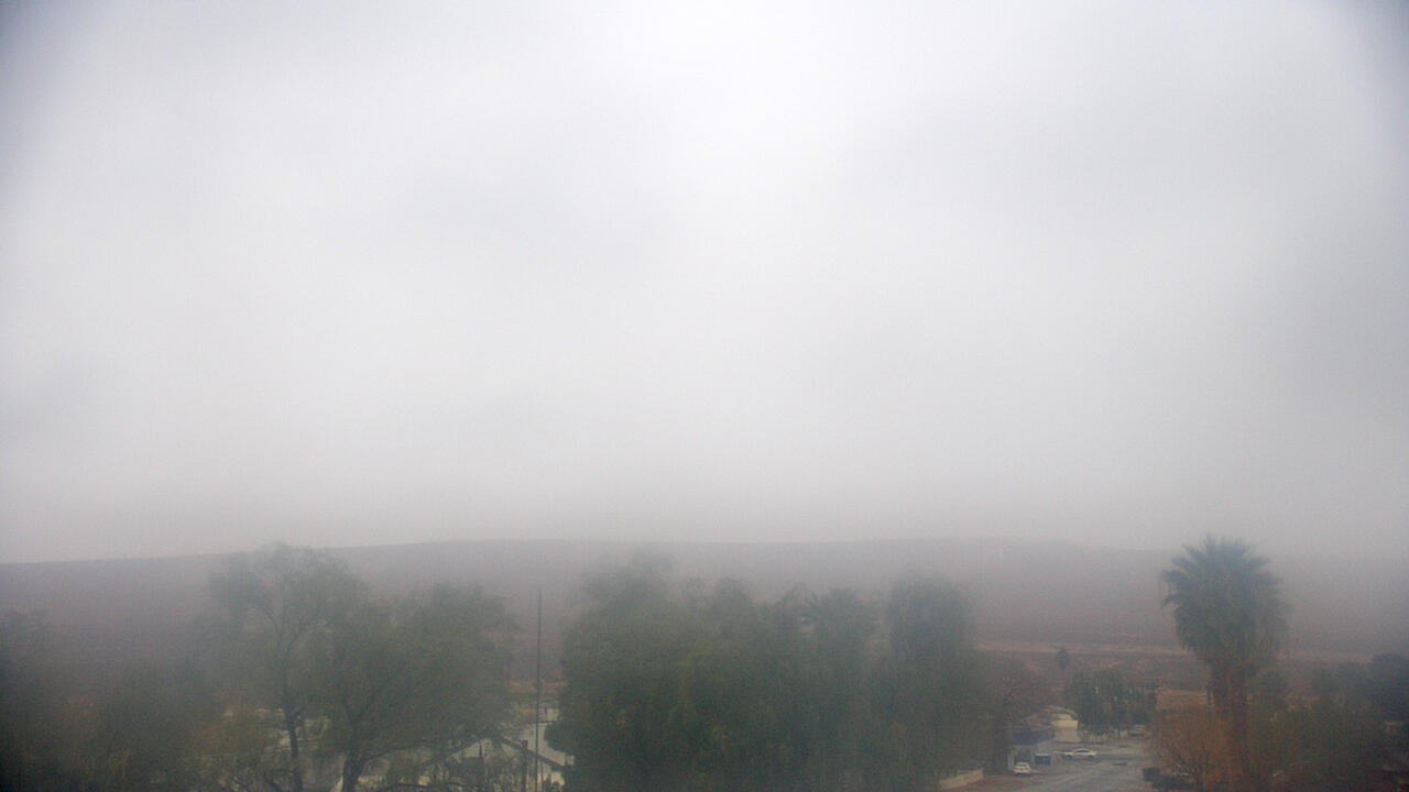 Thumbnail for current weather camera view from W. Mack Lyon MS in Moapa Valley, Nevada