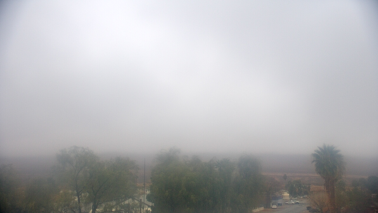 Thumbnail for current weather camera view from W. Mack Lyon MS in Moapa Valley, Nevada