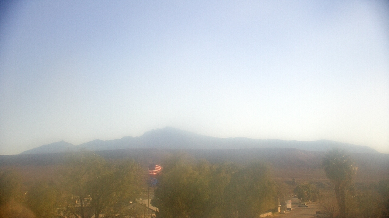 Thumbnail for current weather camera view from W. Mack Lyon MS in Moapa Valley, Nevada