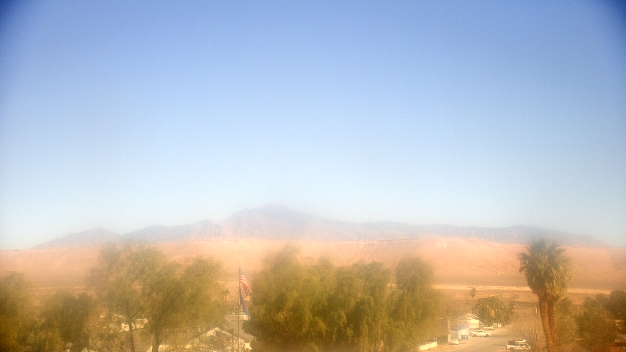 Thumbnail for current weather camera view from W. Mack Lyon MS in Moapa Valley, Nevada