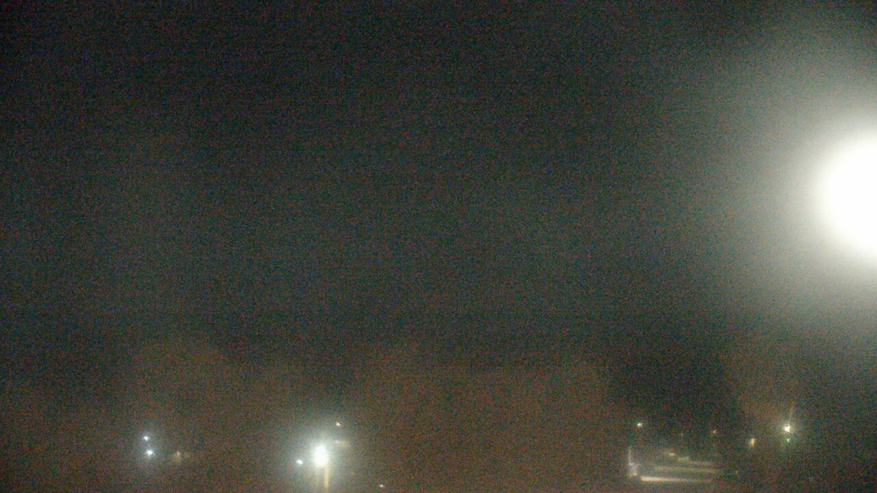 Thumbnail for current weather camera view from W. Mack Lyon MS in Moapa Valley, Nevada