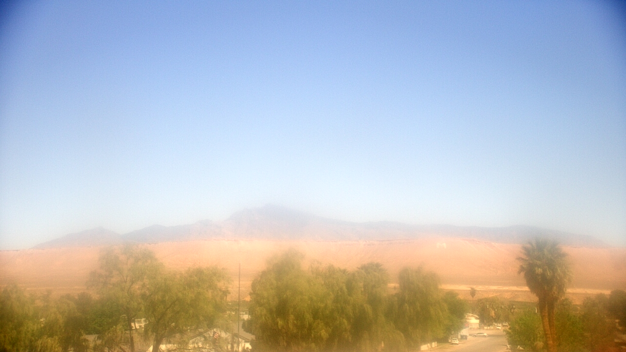 Thumbnail for current weather camera view from W. Mack Lyon MS in Moapa Valley, Nevada