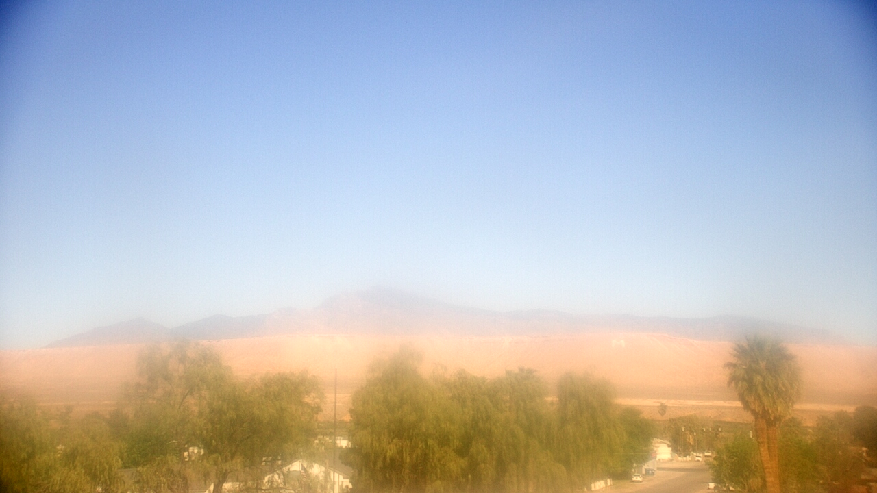 Thumbnail for current weather camera view from W. Mack Lyon MS in Moapa Valley, Nevada