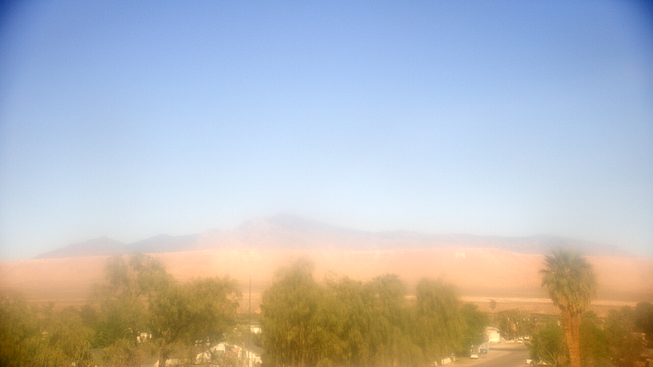 Thumbnail for current weather camera view from W. Mack Lyon MS in Moapa Valley, Nevada