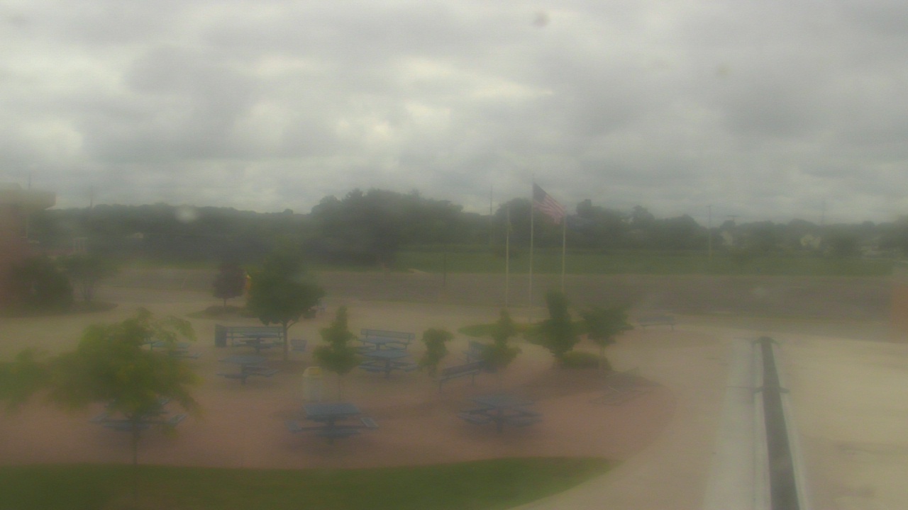 Thumbnail for current weather camera view from Owosso High School in Owosso, Michigan