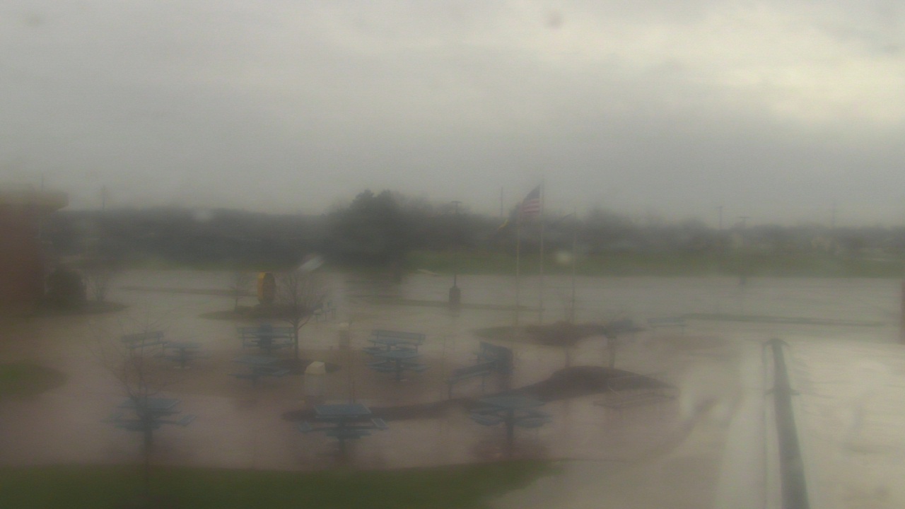 Thumbnail for current weather camera view from Owosso High School in Owosso, Michigan