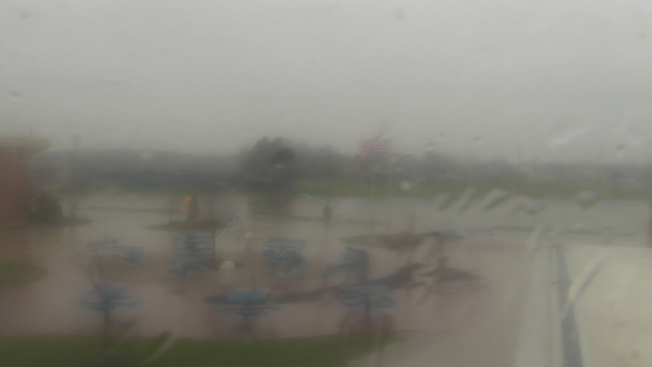 Thumbnail for current weather camera view from Owosso High School in Owosso, Michigan