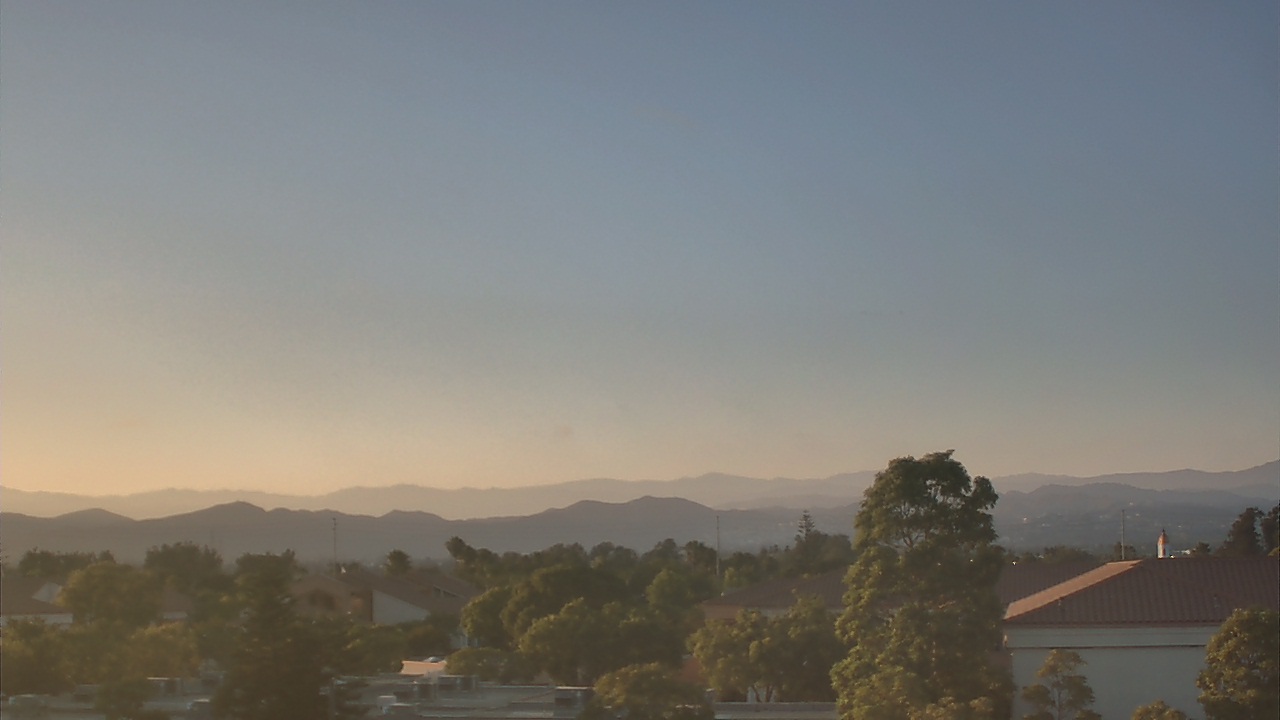 Thumbnail for current weather camera view from Oxnard High School in Oxnard, California