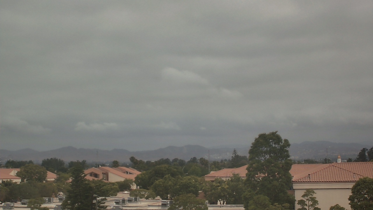 Thumbnail for current weather camera view from Oxnard High School in Oxnard, California