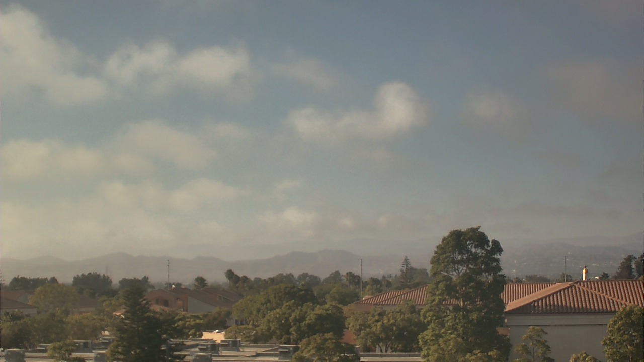 Thumbnail for current weather camera view from Oxnard High School in Oxnard, California