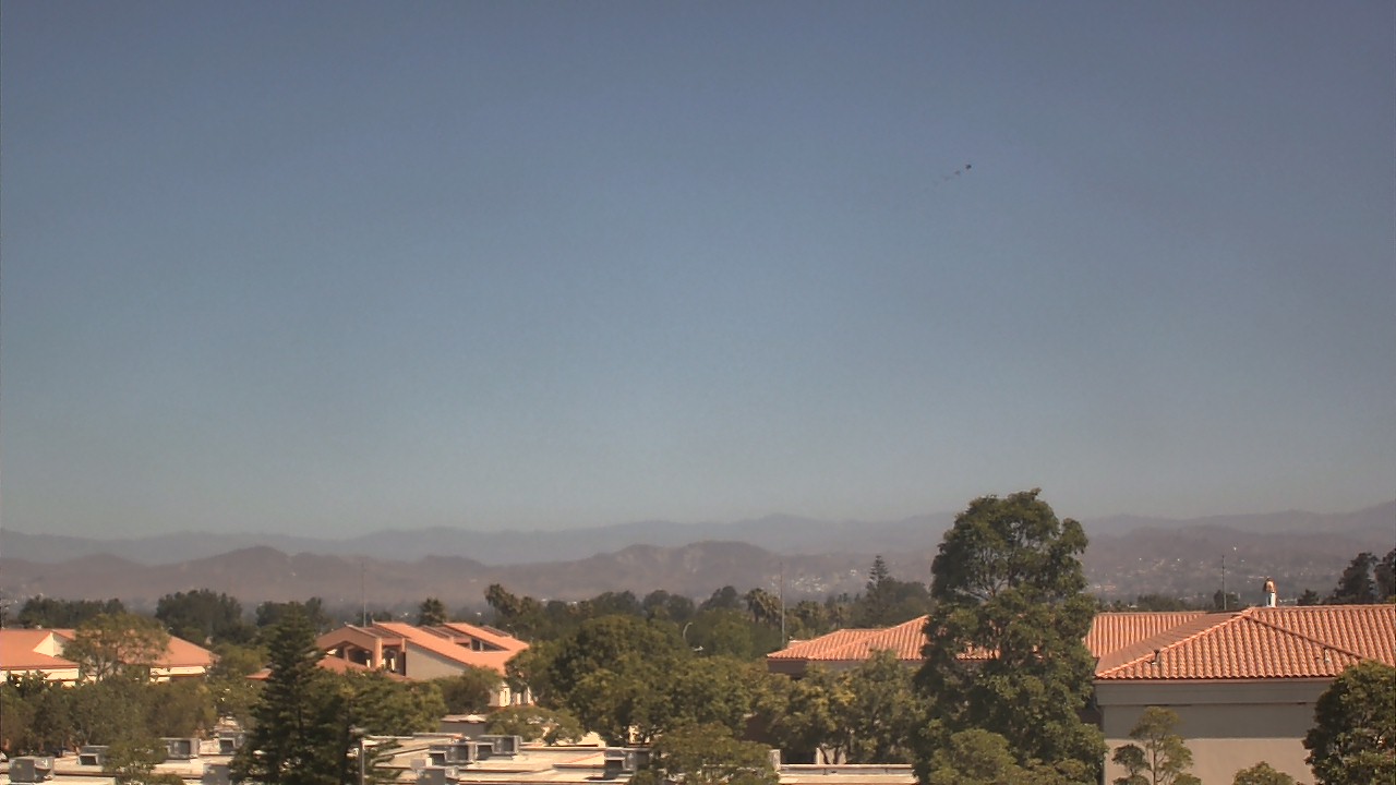 Thumbnail for current weather camera view from Oxnard High School in Oxnard, California