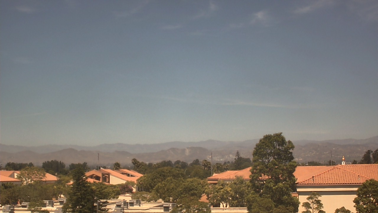 Thumbnail for current weather camera view from Oxnard High School in Oxnard, California