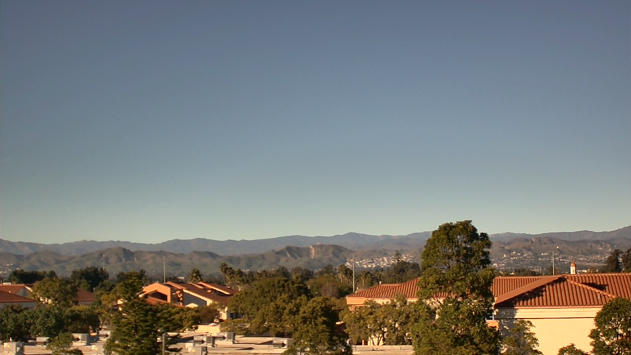 Thumbnail for current weather camera view from Oxnard High School in Oxnard, California