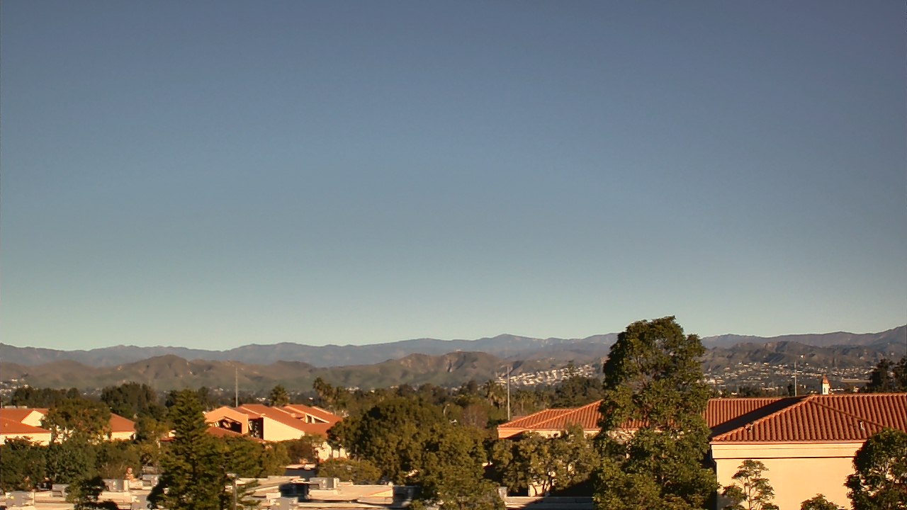 Thumbnail for current weather camera view from Oxnard High School in Oxnard, California