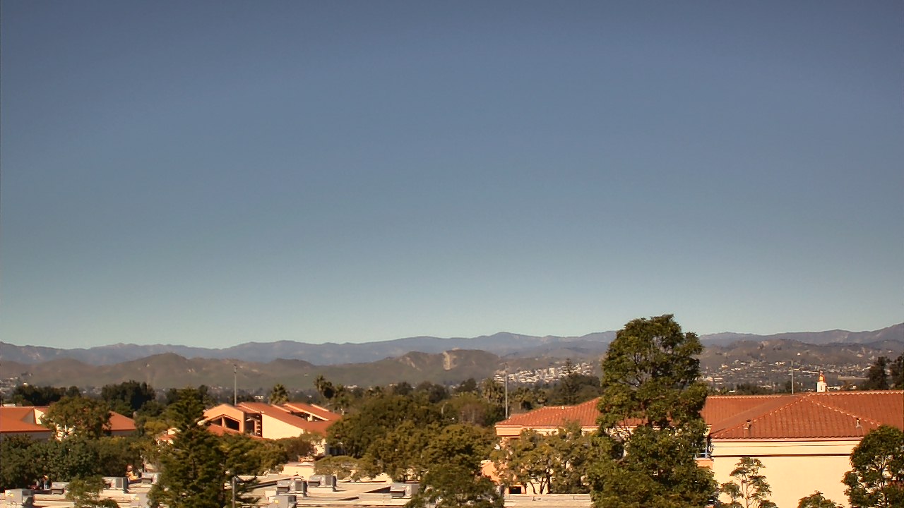 Thumbnail for current weather camera view from Oxnard High School in Oxnard, California