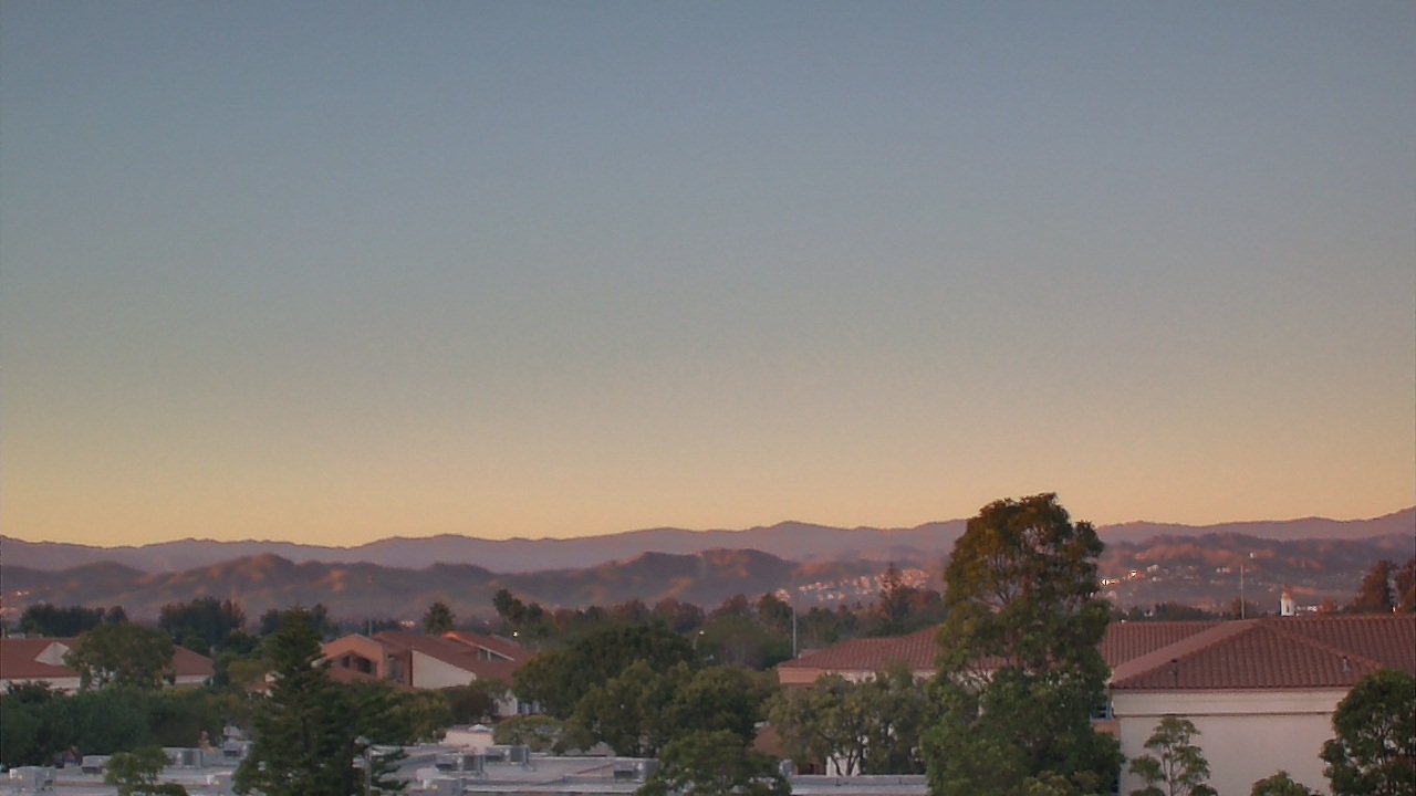 Thumbnail for current weather camera view from Oxnard High School in Oxnard, California