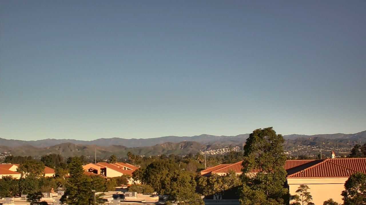 Thumbnail for current weather camera view from Oxnard High School in Oxnard, California