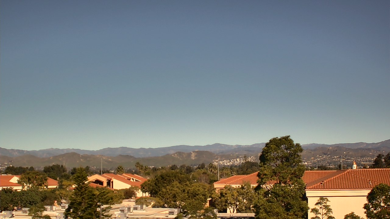 Thumbnail for current weather camera view from Oxnard High School in Oxnard, California