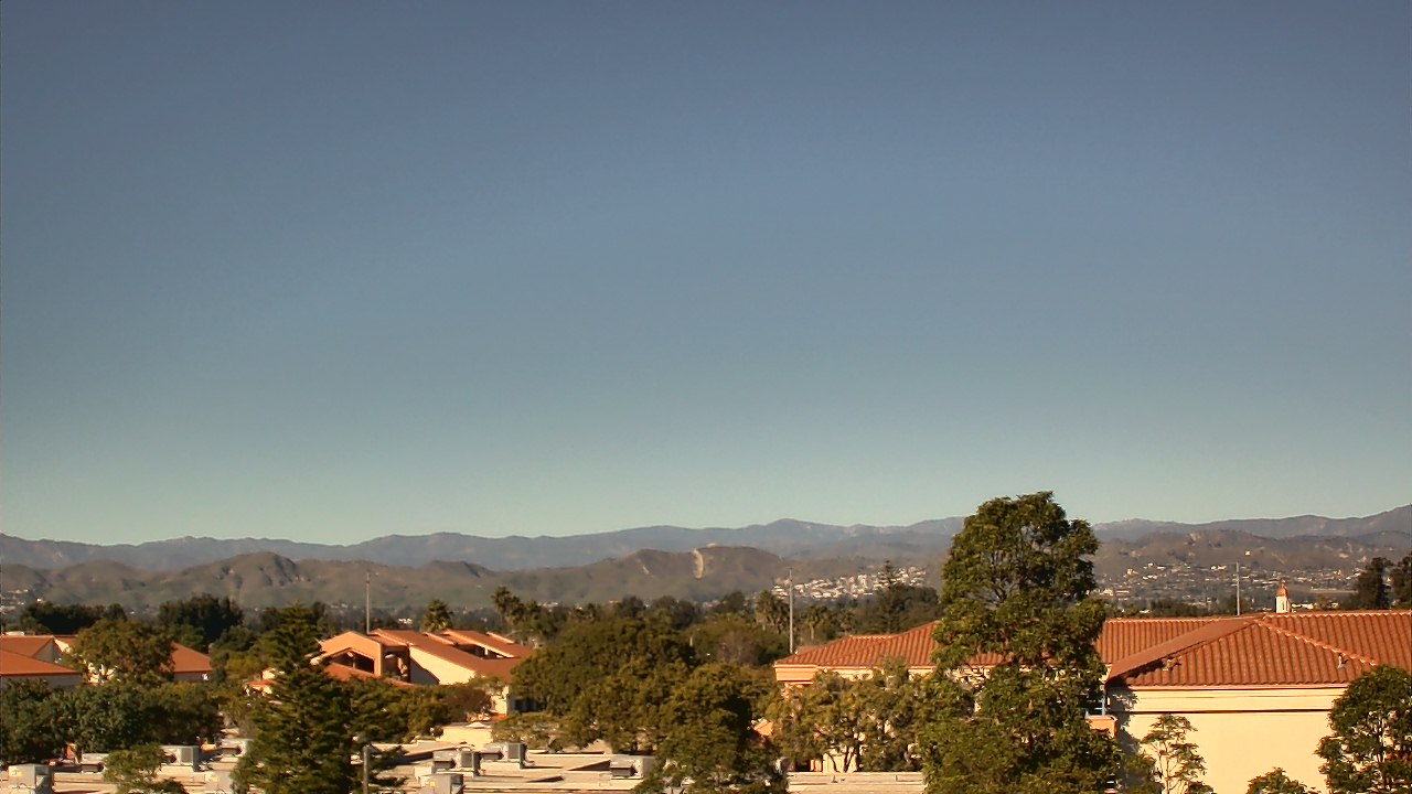 Thumbnail for current weather camera view from Oxnard High School in Oxnard, California