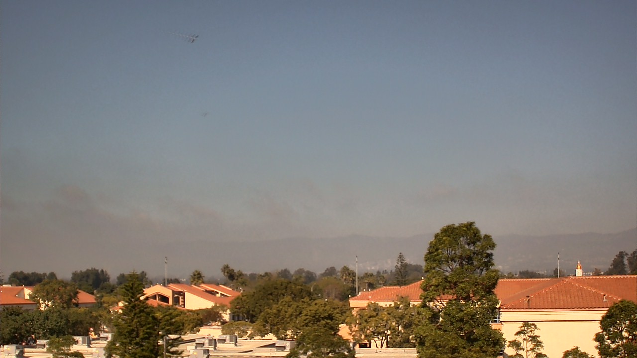 Thumbnail for current weather camera view from Oxnard High School in Oxnard, California