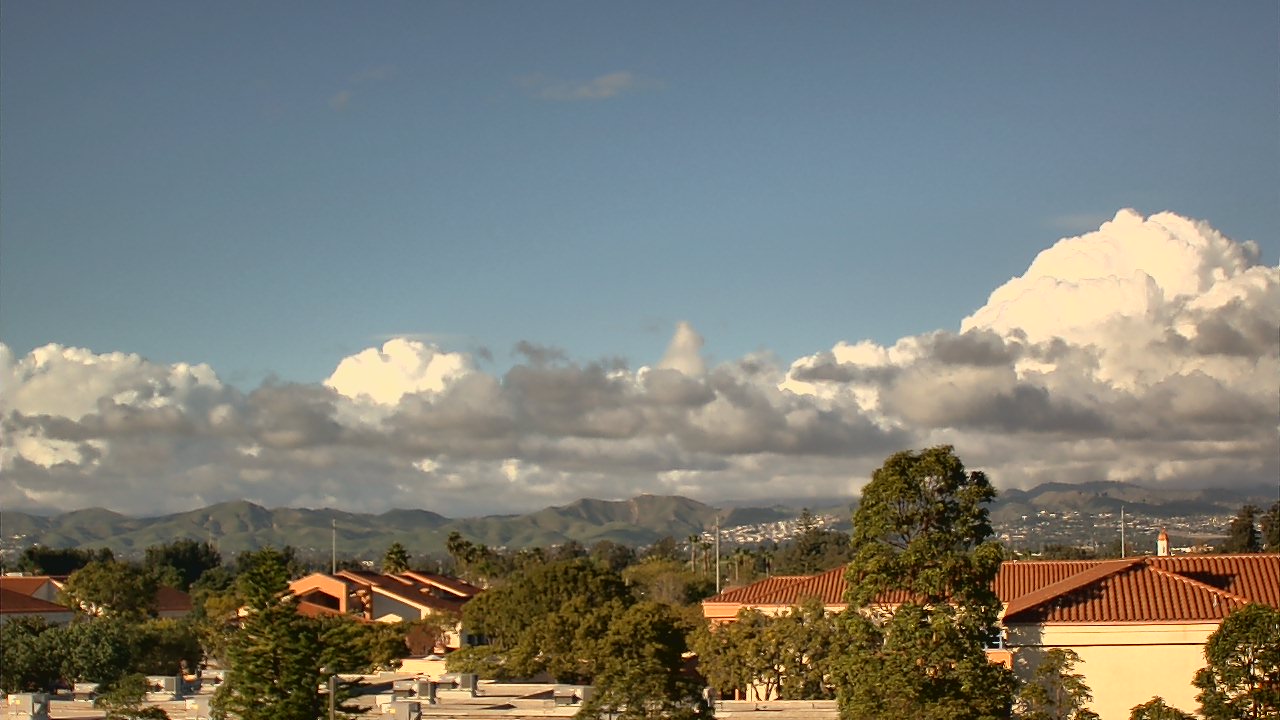 Thumbnail for current weather camera view from Oxnard High School in Oxnard, California