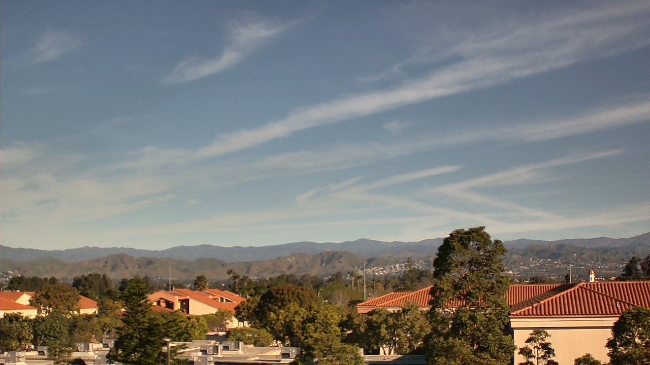 Thumbnail for current weather camera view from Oxnard High School in Oxnard, California