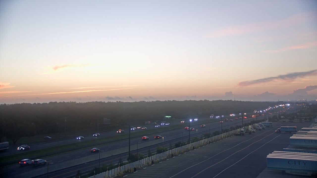 Thumbnail for current weather camera view from CITY Furniture in Plant City, Florida