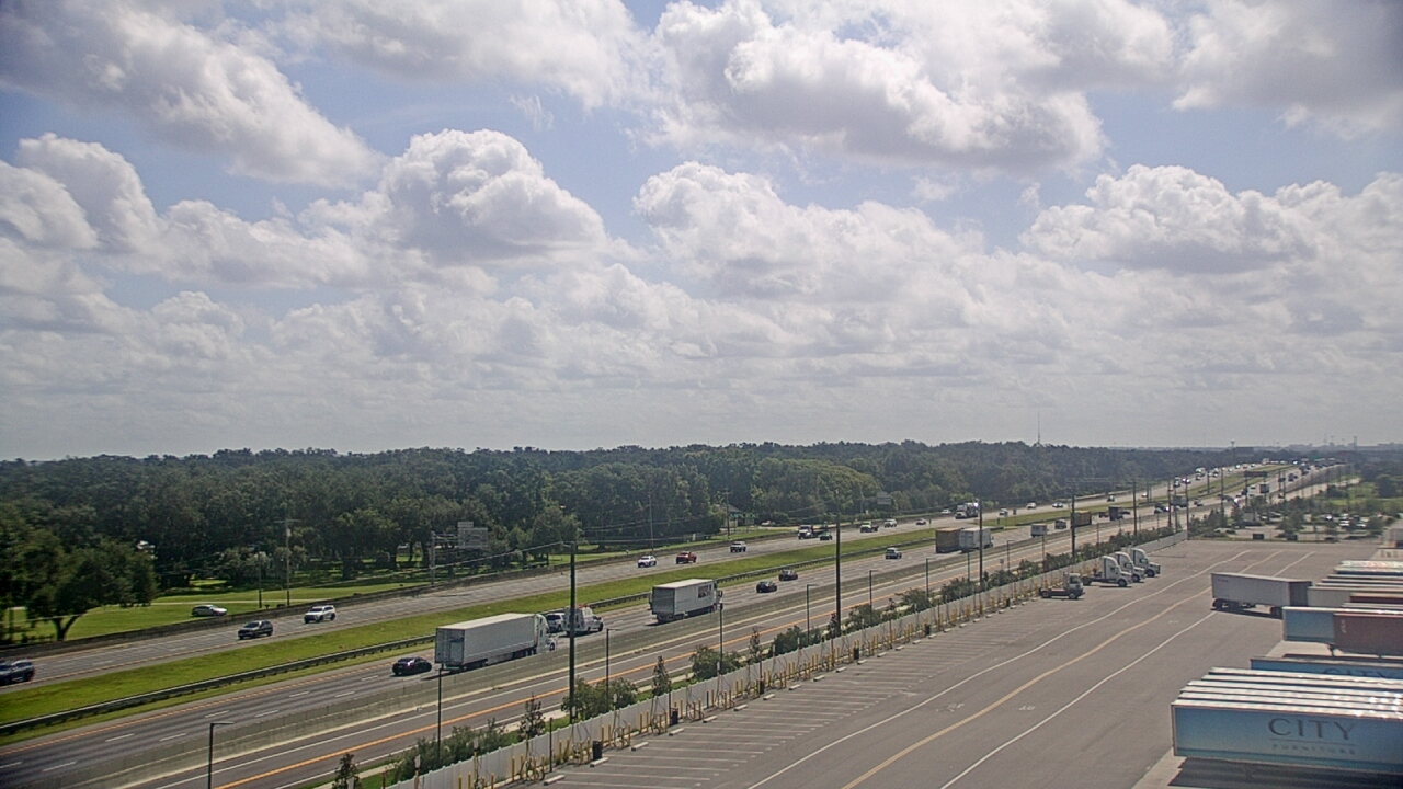 Thumbnail for current weather camera view from CITY Furniture in Plant City, Florida