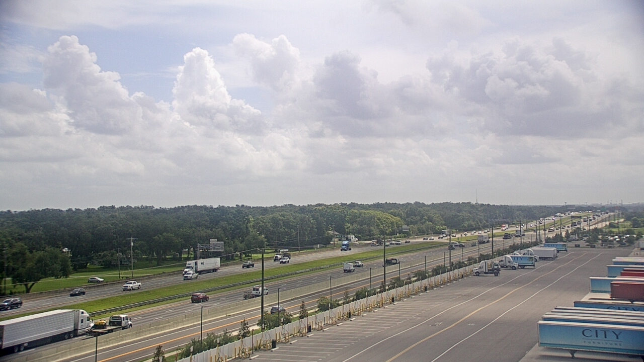 Thumbnail for current weather camera view from CITY Furniture in Plant City, Florida