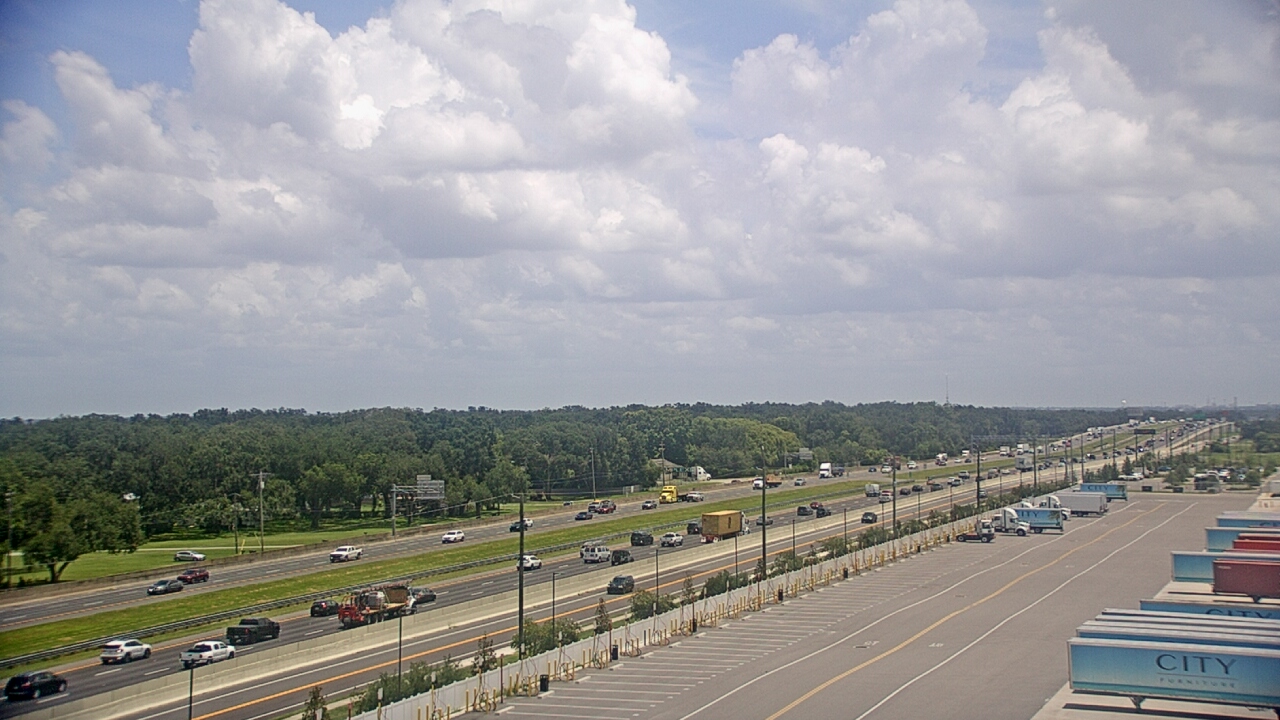 Thumbnail for current weather camera view from CITY Furniture in Plant City, Florida