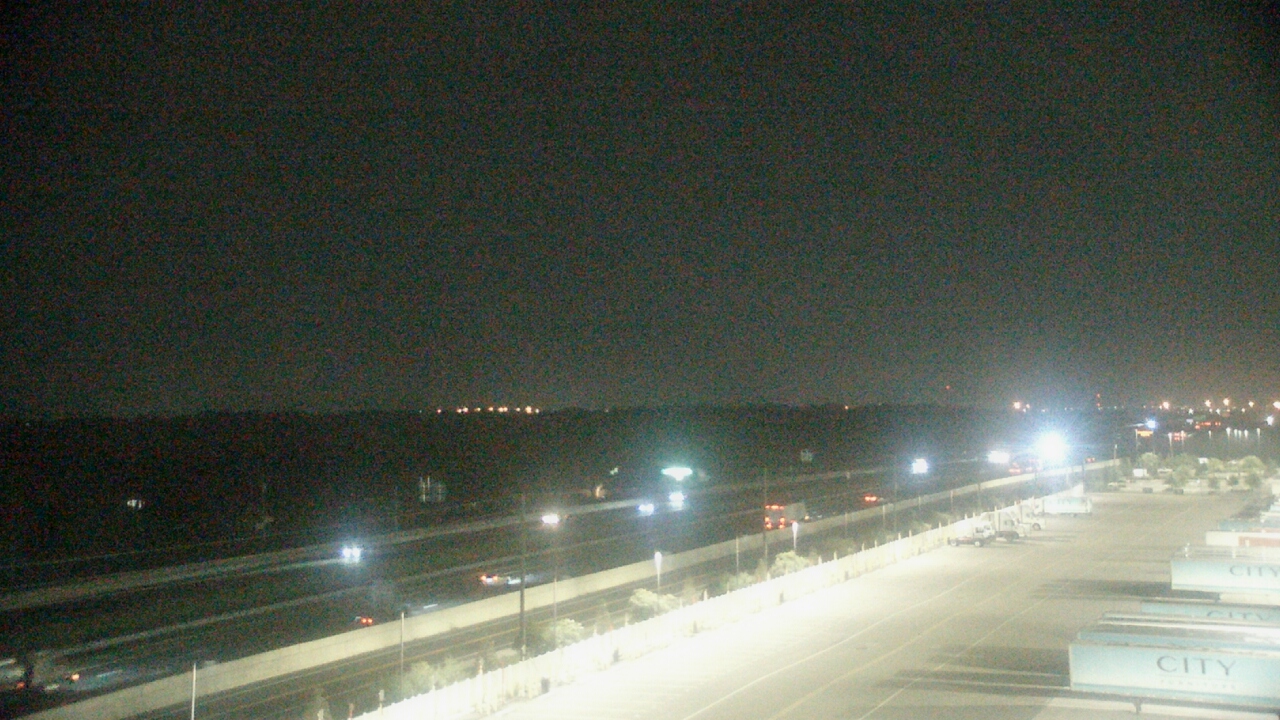 Thumbnail for current weather camera view from CITY Furniture in Plant City, Florida