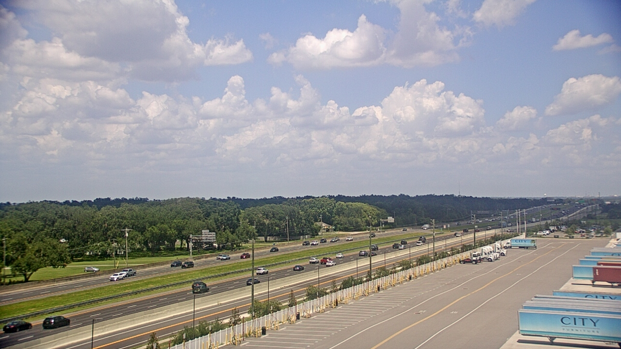 Thumbnail for current weather camera view from CITY Furniture in Plant City, Florida